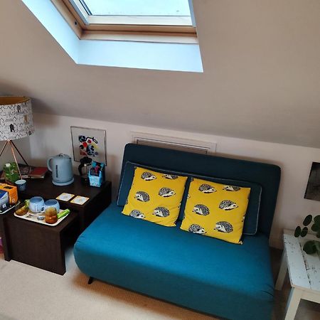 Large Light Loft Room - En Suite Brighton Bagian luar foto