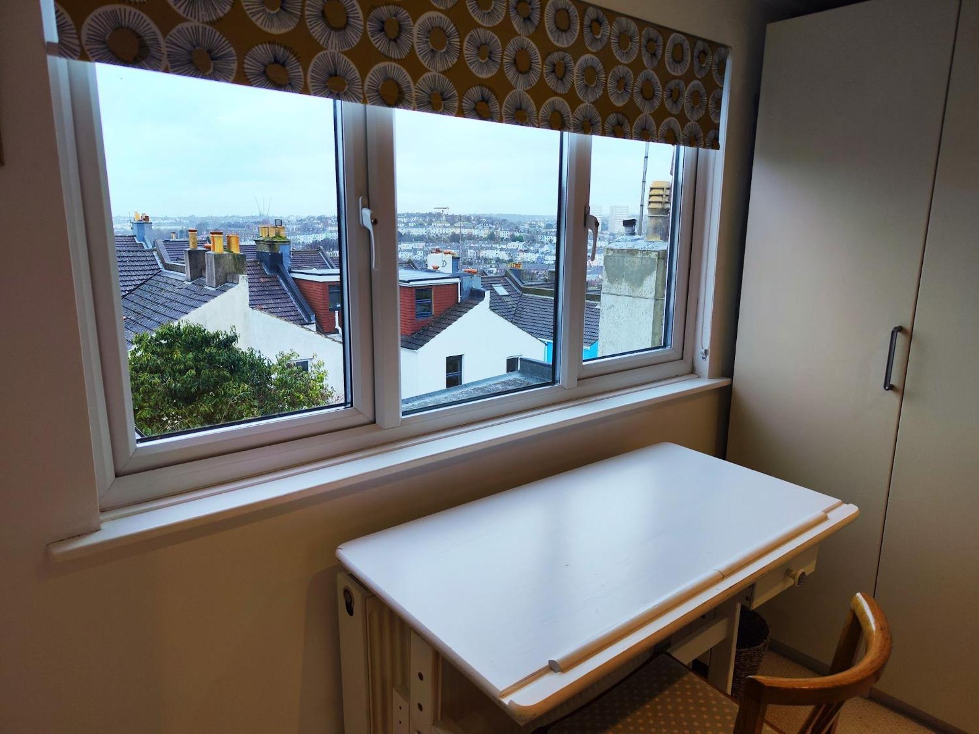 Large Light Loft Room - En Suite Brighton Bagian luar foto